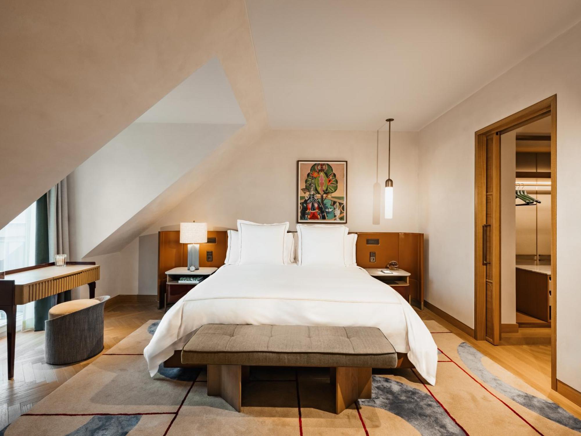 Hotel Rosewood 5*